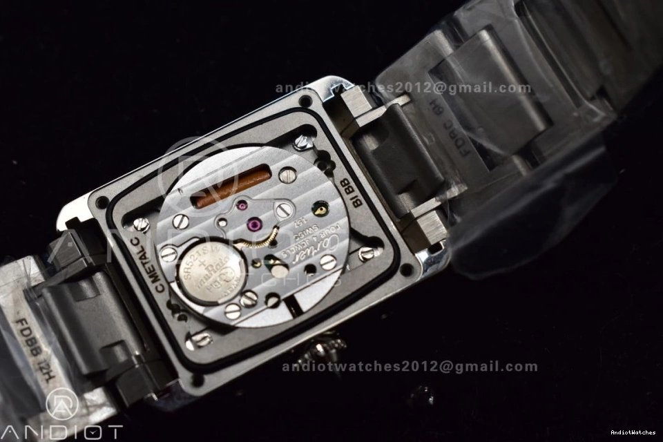 20.3mm ZipUp Ronda K11F On Bezel Bracelet Dial White Diamond Quartz With 1190 SS Tank SS Solo 1001